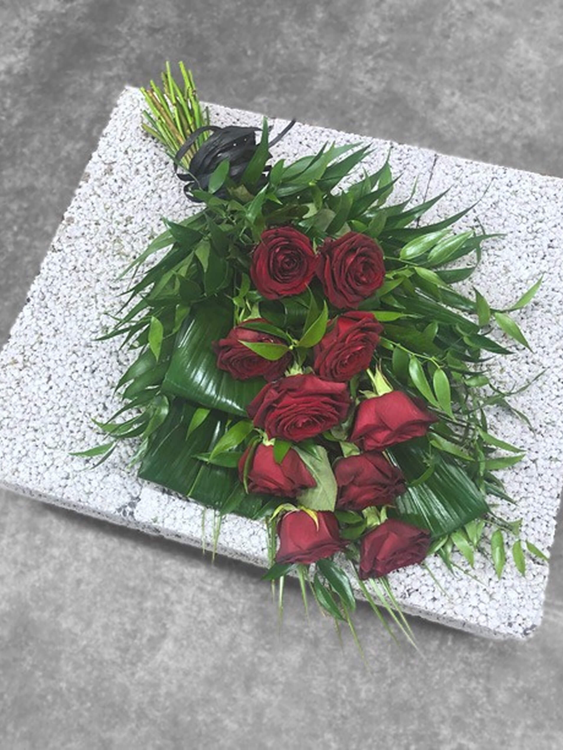 Kremācijas pušķi atvadu ceremonijām - pasūtīt Angel AB apbedīšanas biroja filiāles Rīgā un Jūrmalā