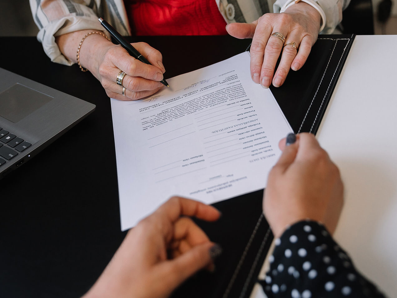 Apbedīšanas noteikumi Rīgā