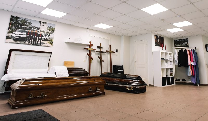 Apbedīšanas birojs Angel, Nometņu iela 9, Jūrmala piederumi