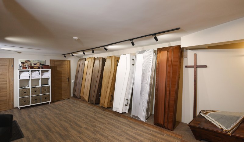 Apbedīšanas birojs Angel, Emmas iela 14 zarki